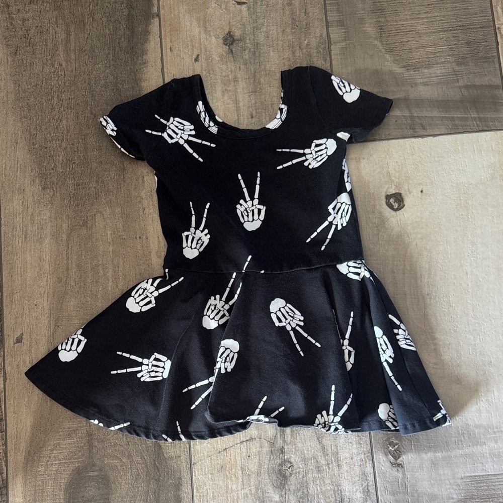 Wild rich kids skeleton hands skirted Leo
